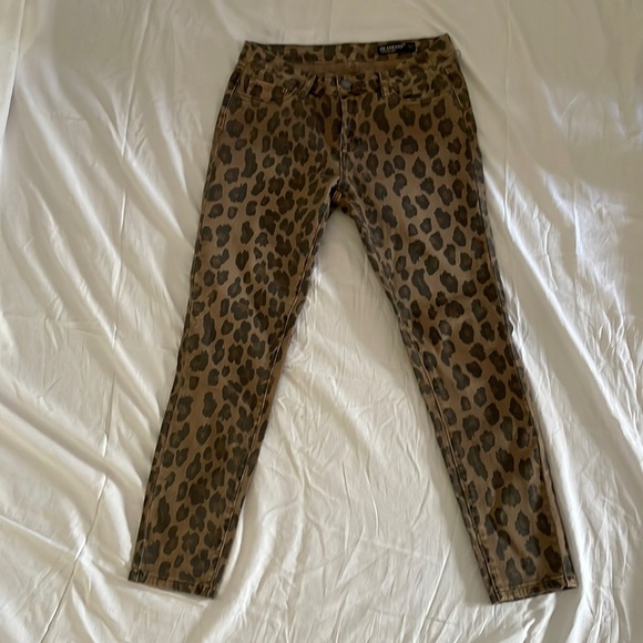 [BlankNYC] “The Reade Crop” in “Catwalk.” Size 27. - Picture 1 of 7